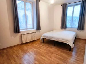 T3 meublé 75 m² – Centre-ville d’Oyonnax – Proche écoles & commerces