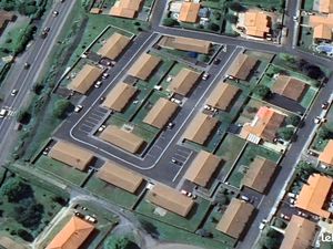 Ensemble immobilier – 17 maisons individuelles – Vente en bloc ou par lots