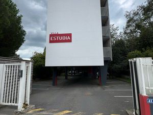 STUDIO MEUBLÉ - Saint Nazaire ( Porcé )