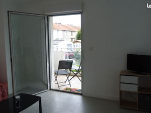 Loue studio meublé les minimes