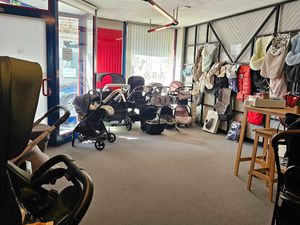 Fond de commerce  180m2  Fougères