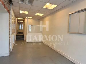 Local commercial Pau