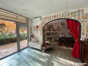 Fonds de commerce coiffure 37 m²
