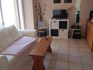 Angoulême - L'Houmeau - Agréable appt F1 bis avec cour privative