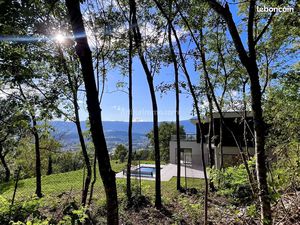 Maison 7 pièces 202 m²