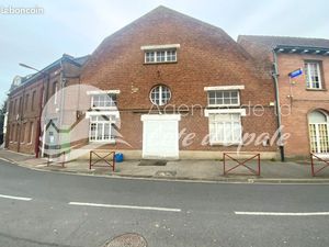 Loft/atelier/surface 1 pièce 230 m²