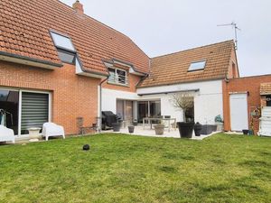 Maison 8 pièces 210 m²