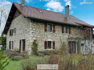 Maison 137 m² Echenevex