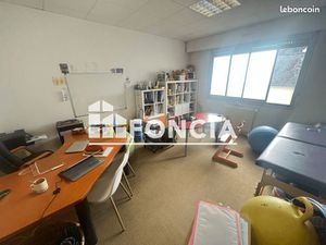Local commercial 28 m²