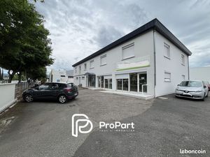 Local 1140 m² Clermont-Ferrand