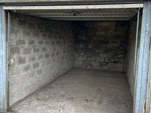 Garage à louer