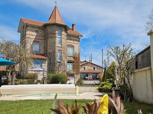 Belle Maison Familiale au calme ---meublée-