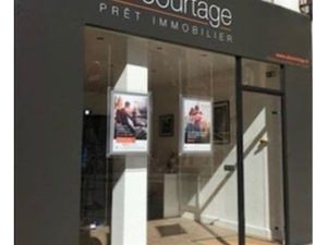 Local centre pontoise