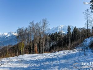 Terrain 1800 m² Combloux