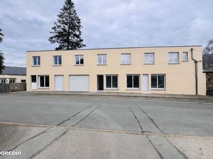 Immeuble 162 m² MINIAC MORVAN
