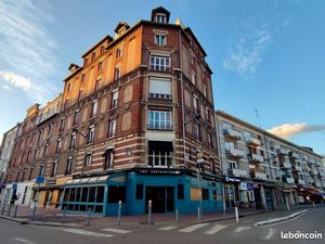 Local commercial 270 m²