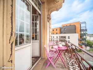 Appartement Haussmannien de standing avec garage