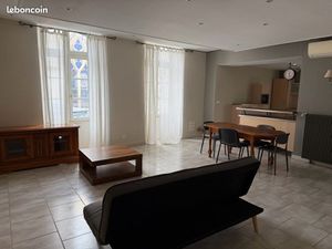 Appartement T4 hyper centre saintes