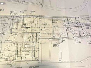 Loft/atelier/surface 5 pièces 180 m²