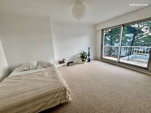 Studio 1 pièce 30 m²