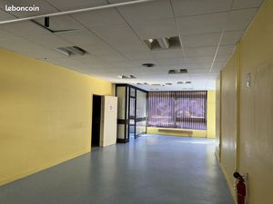 Local 120 m² Calais