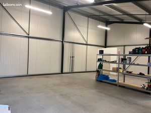 LOCAL D'ACTIVITE Dépôt Pro