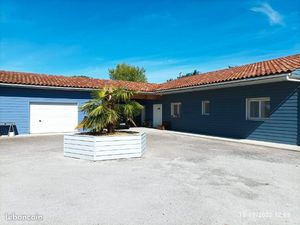 Grande maison de 180 m² avec piscine et vaste jardin à Layrac