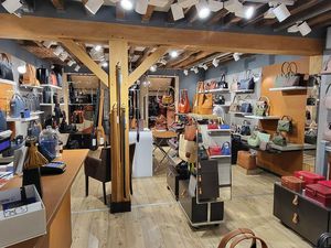 Local commercial 80 m² VERSAILLES