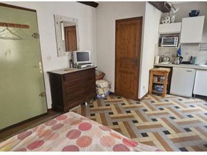 Studio bagnol en forêt