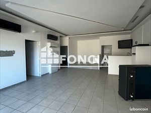 Local commercial 90 m²