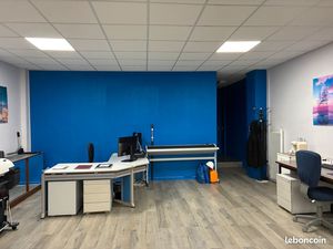 Bureaux   Sens   50m2