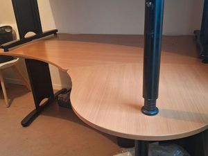 Deux bureaux professionnels