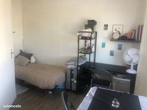 Loue studio meublé