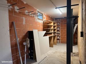 ? Local d’activité à louer 16m2