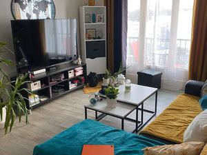 T2 rénové avec balcon/parking/cave