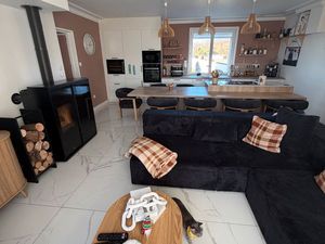 Maison néon bretonne