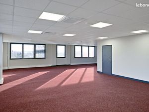 Bureaux 40 m² Cergy