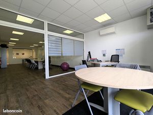 Bureaux 220 m²