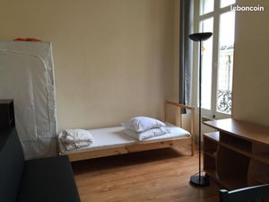 Chambre 1 pièce 40 m²