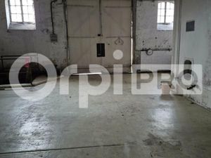 Local d'activité 450 m²