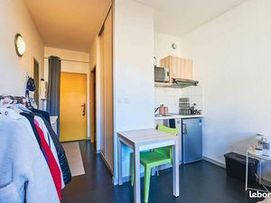 Studio 1 pièce 18 m²