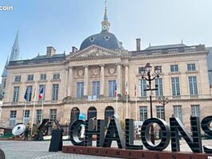 Studio en fin de rénovation