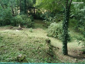 Terrain en bord de rivière à Lagarde Viaur