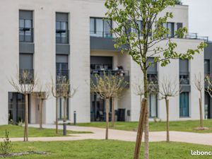 Loue T2 st cyr sur loire