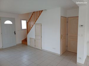 Maison à louer à Loivre