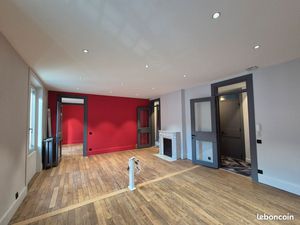 ESPACE 132 - BUREAUX PARTAGES A LOUER A MOUTIERS 73600 – Centre Ville