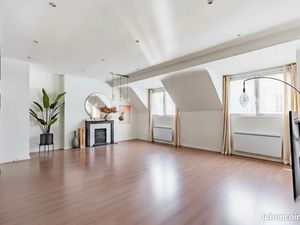 Rue des carmes Spacieux T3 de 81m² avec cour intérieure au calme