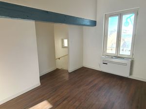 Studio entièrement rénové et climatisé