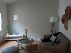 Appartement BX 2 pièces(37m2) 740e Charges comprises