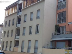 T2 de 54 m² OULLINS - BUSSIERE - Expo Sud - Garage + Cave et Loggia